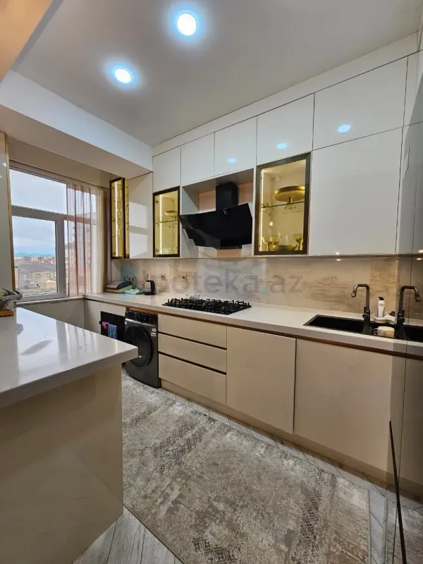 Satılır 3 otaqlı yeni tikili 78 m²