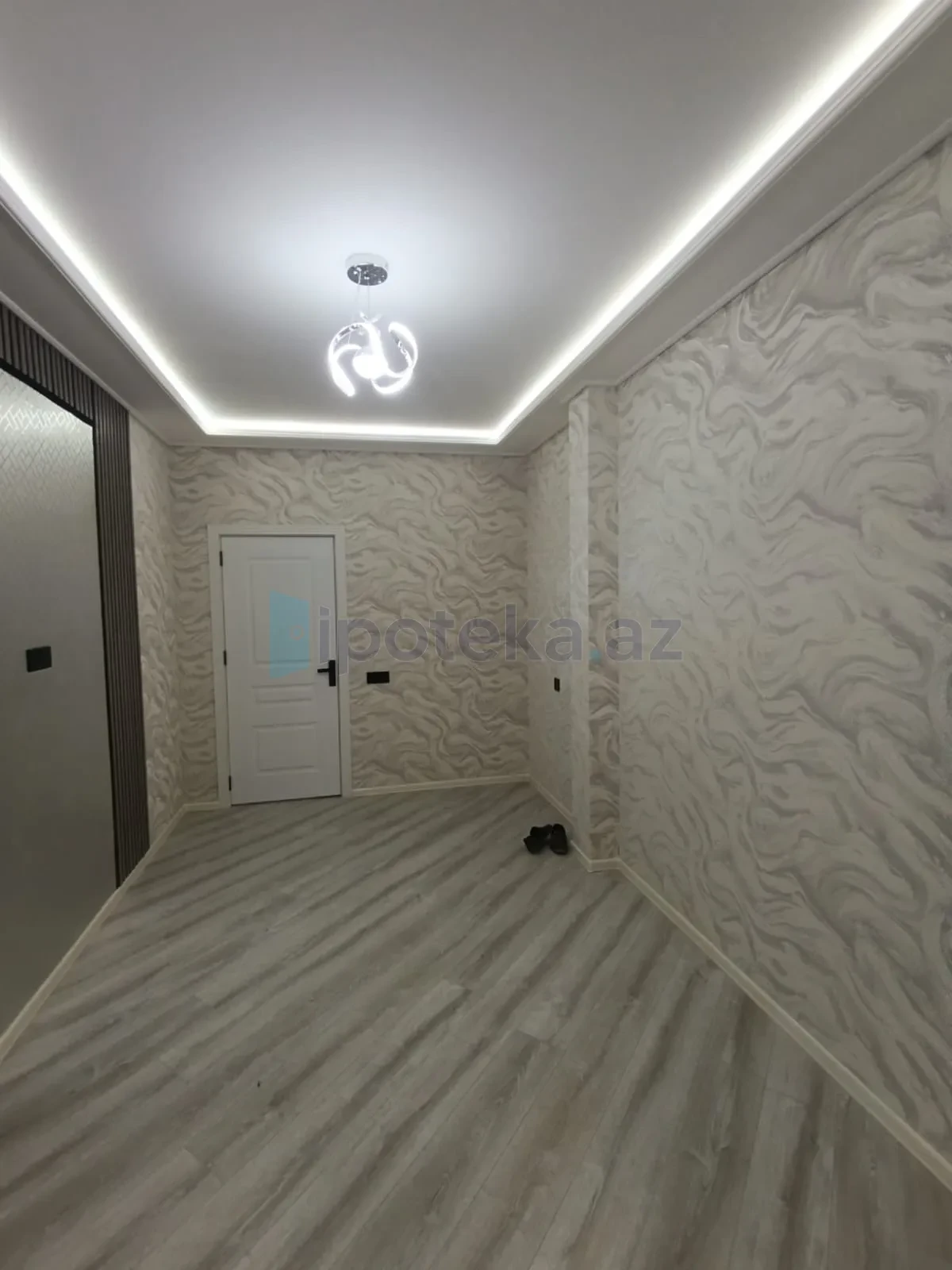 Satılır 3 otaqlı yeni tikili 67 m²