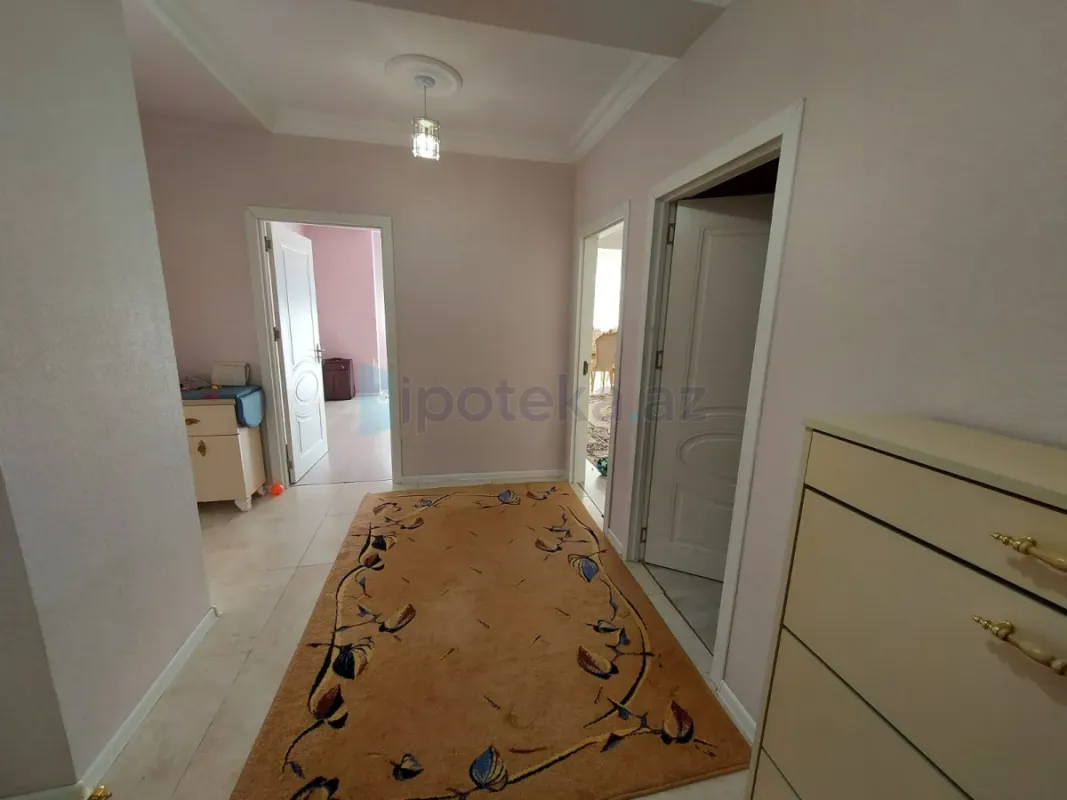 Satılır 3 otaqlı yeni tikili 97 m²