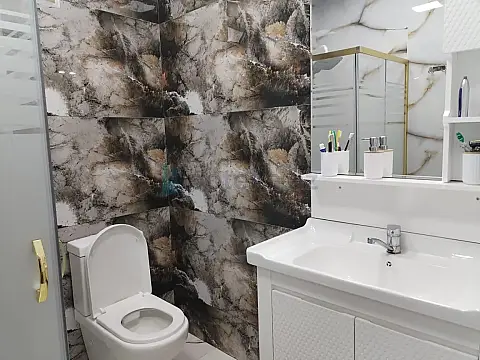 Satılır 4 otaqlı həyət evi 180 m²