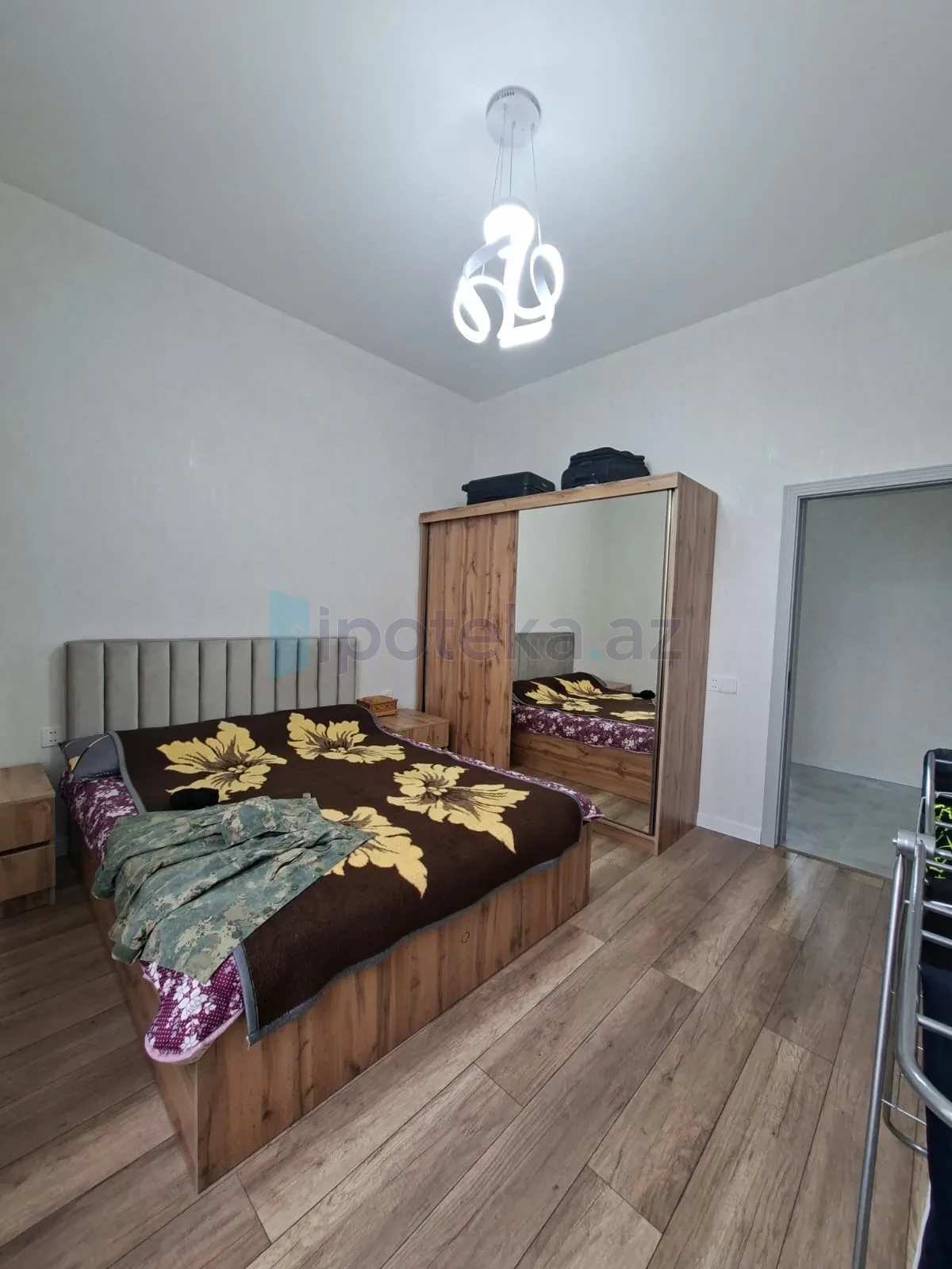 Satılır 4 otaqlı həyət evi 140 m²