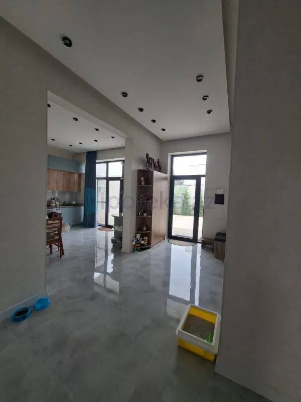 Satılır 4 otaqlı həyət evi 140 m²