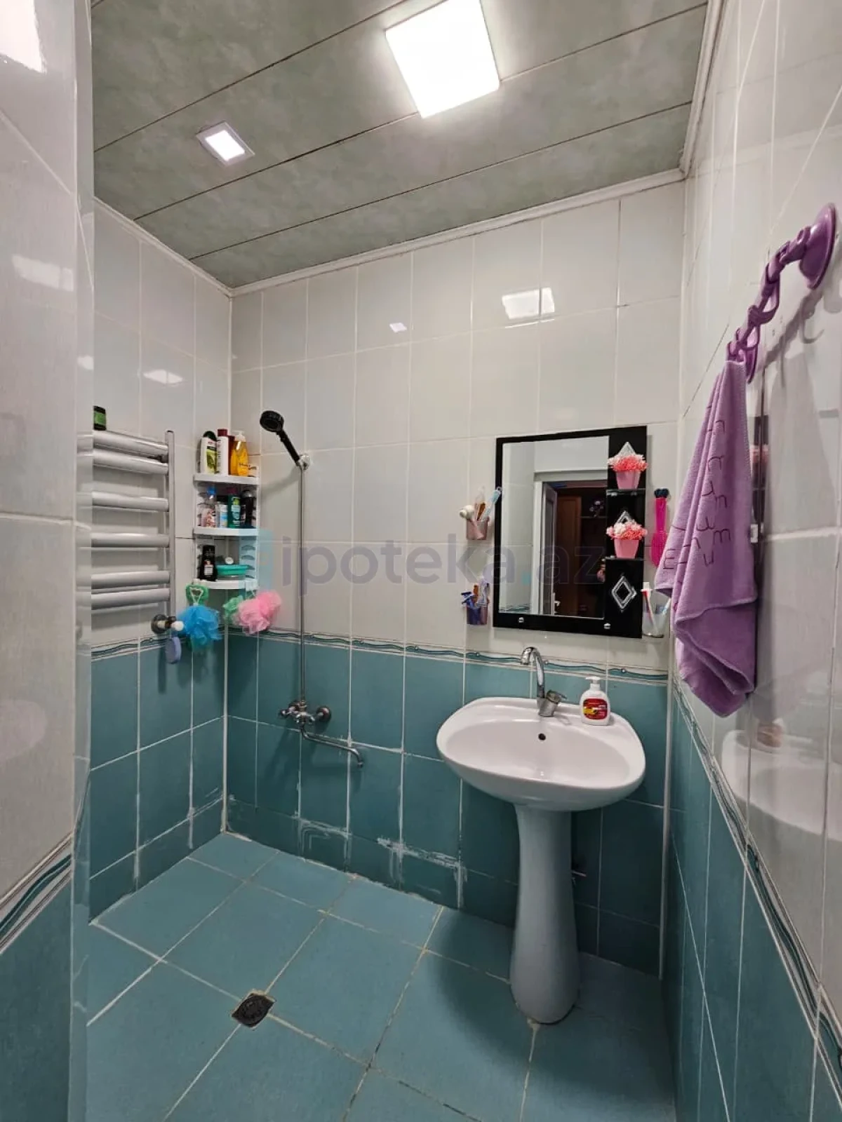 Satılır 3 otaqlı yeni tikili 60 m²