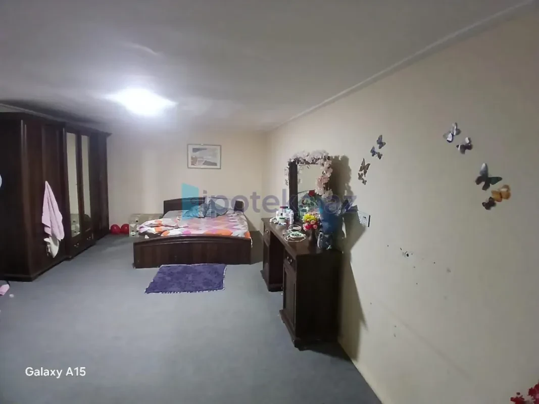 Satılır 9 otaqlı obyekt 230 m²