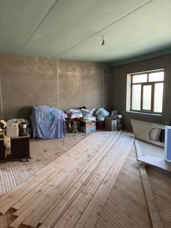 Satılır 3 otaqlı həyət evi 130 m²