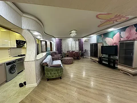 Satılır 3 otaqlı yeni tikili 130 m² — Bakı, Nərimanov 3 otaq 130.00 m²