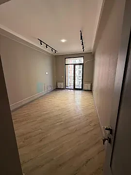 Satılır 2 otaqlı yeni tikili 63 m²