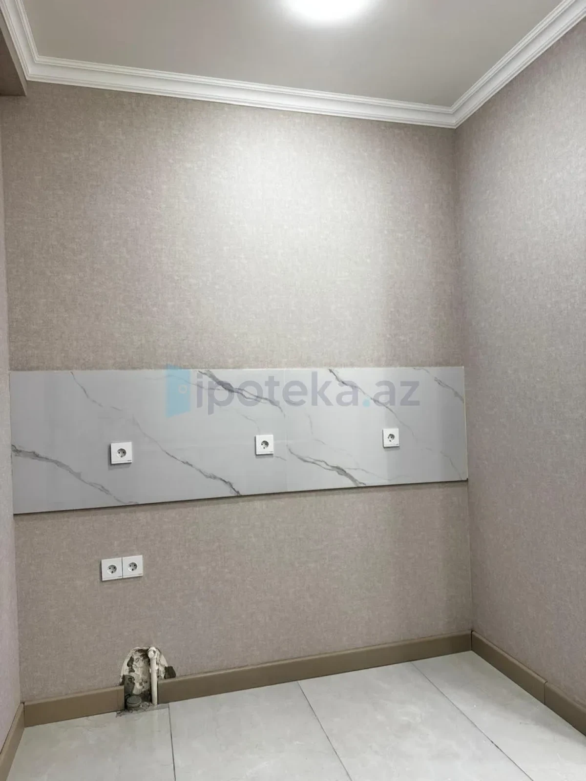 Satılır 2 otaqlı yeni tikili 63 m²