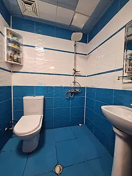 Satılır 2 otaqlı köhnə tikili 68 m²