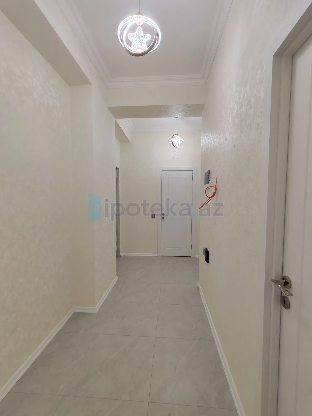 Satılır 2 otaqlı yeni tikili 63 m²