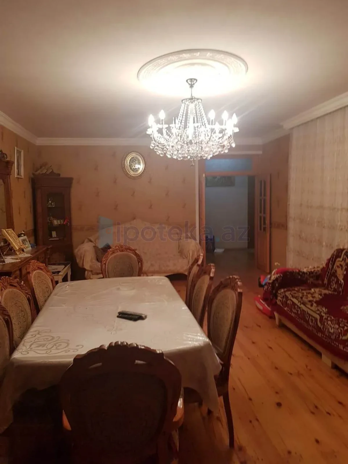 Satılır 4 otaqlı həyət evi 200 m²