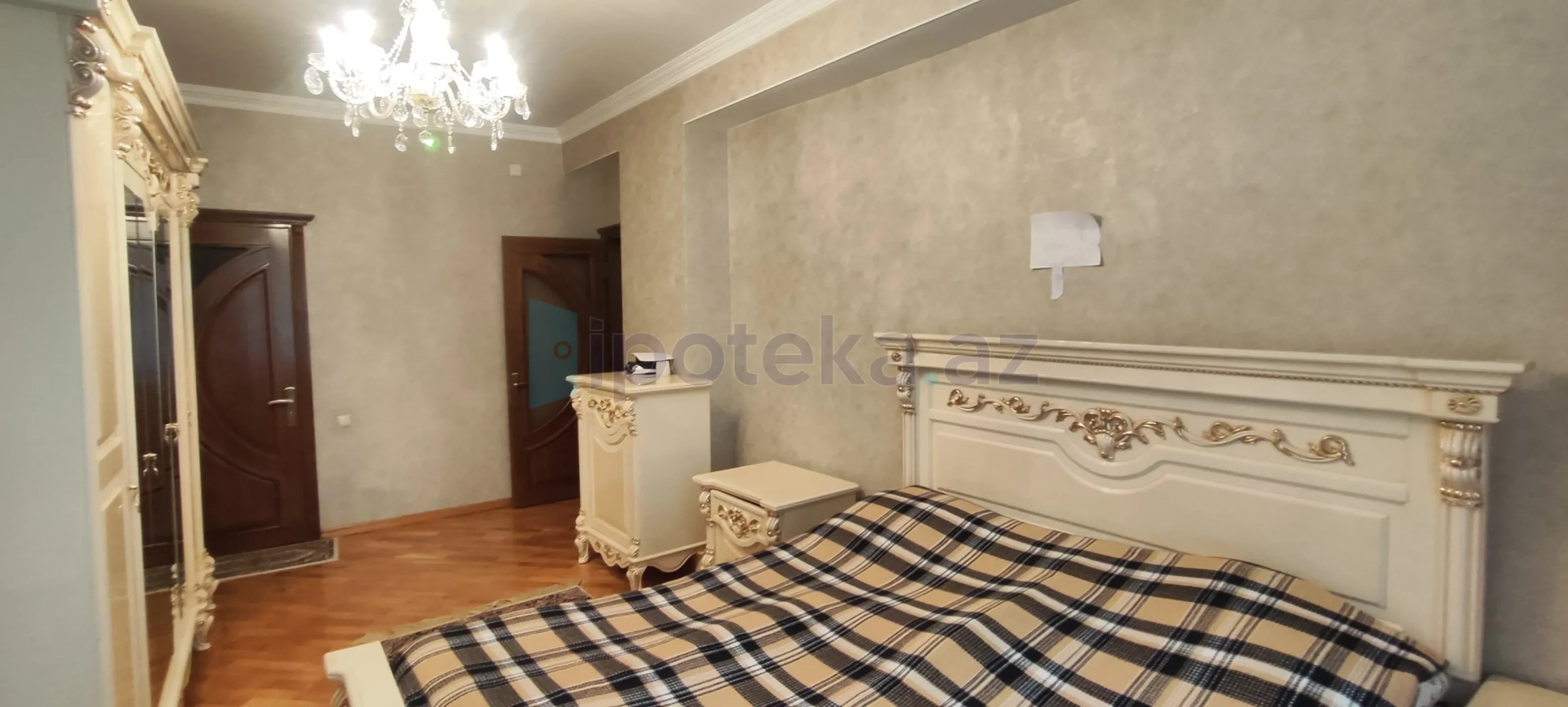 Satılır 4 otaqlı yeni tikili 178 m²
