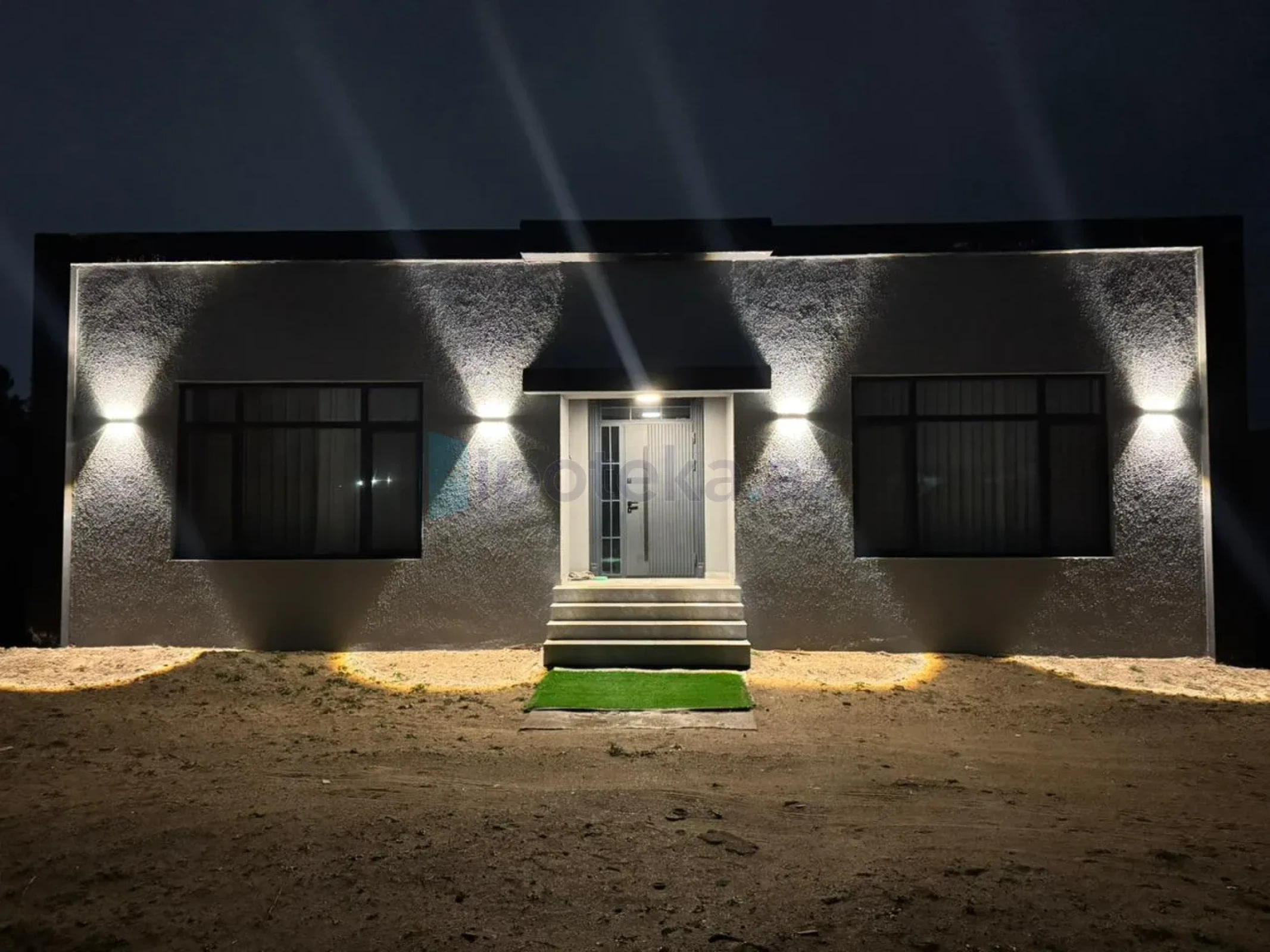 Satılır 3 otaqlı həyət evi 145 m²