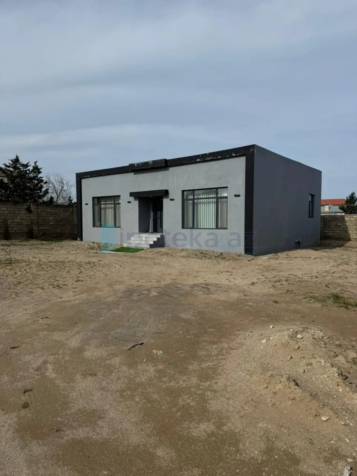 Satılır 3 otaqlı həyət evi 145 m²