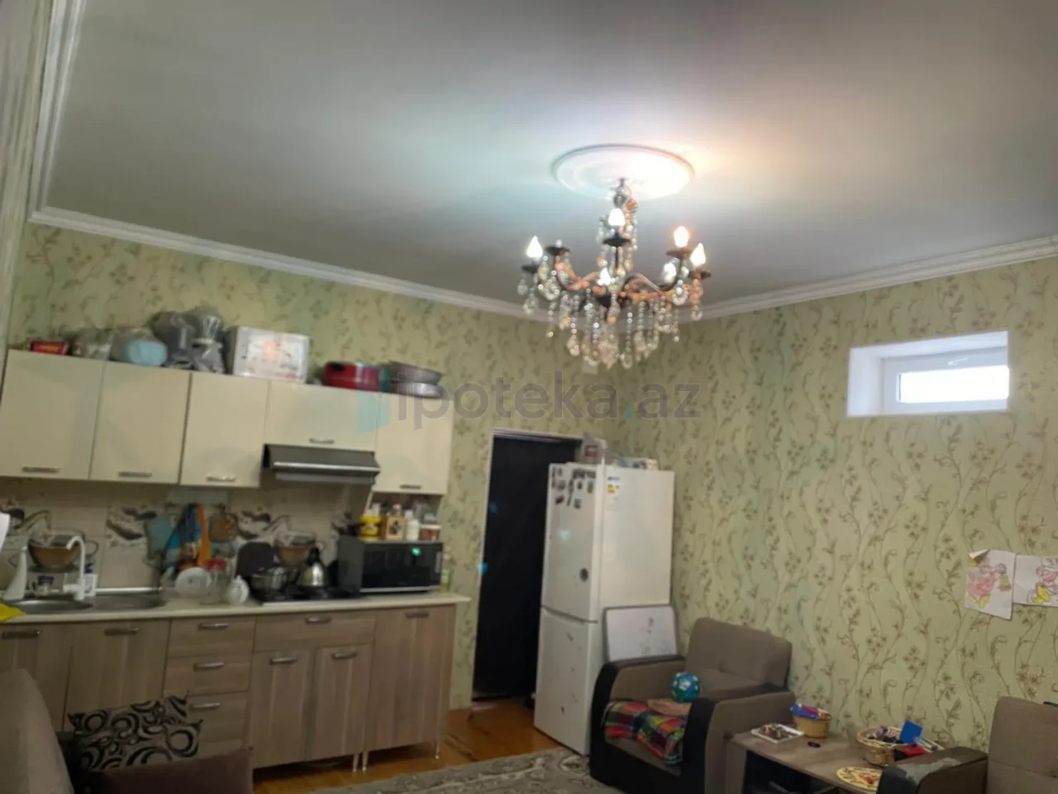 Satılır 6 otaqlı həyət evi 180 m²
