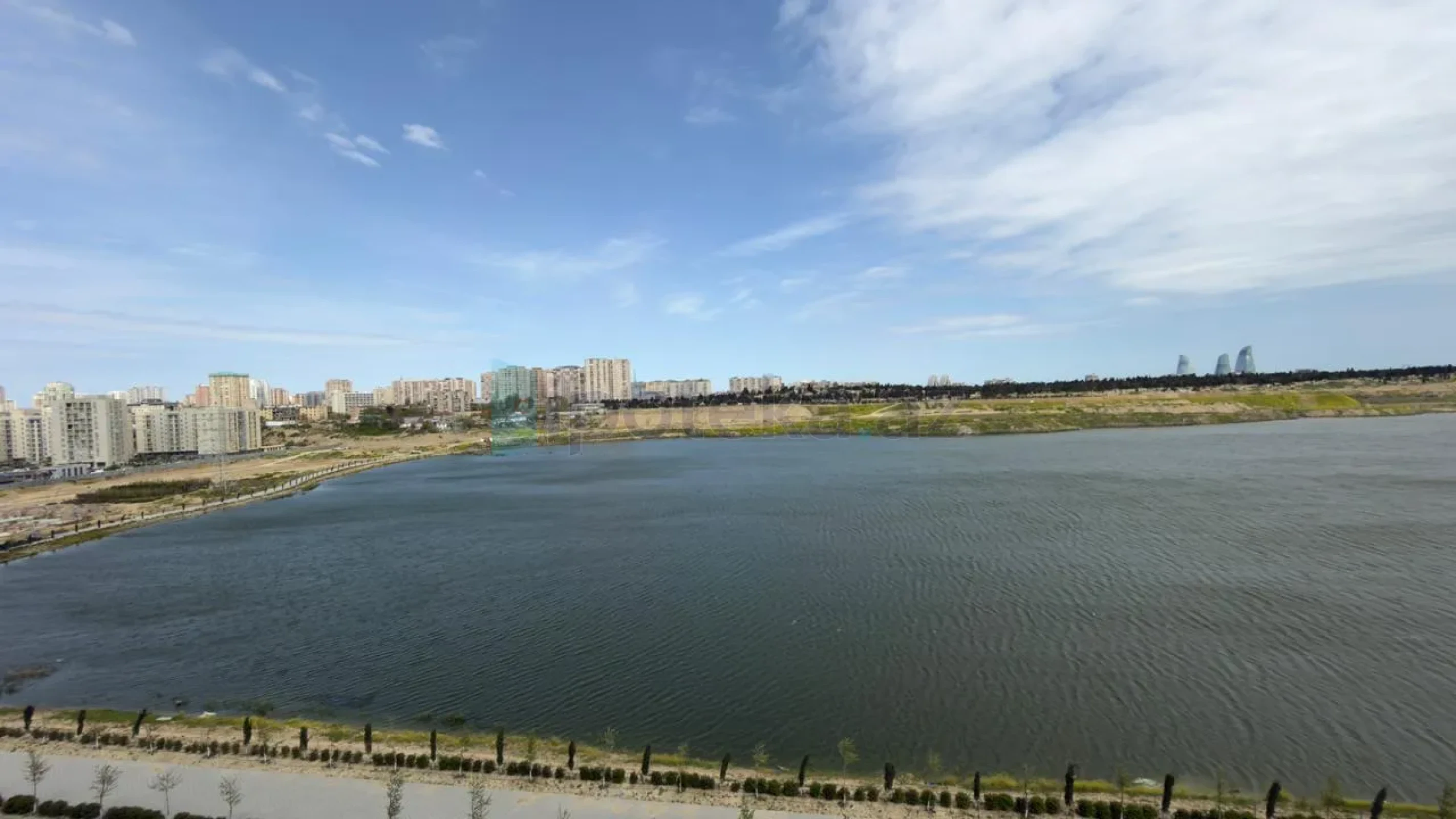 Satılır 2 otaqlı yeni tikili 49 m²