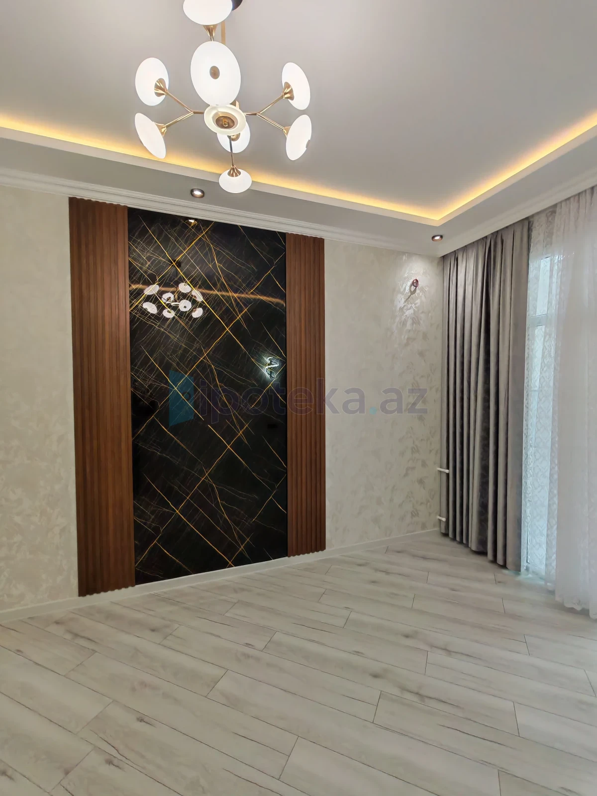 Satılır 2 otaqlı yeni tikili 60 m²
