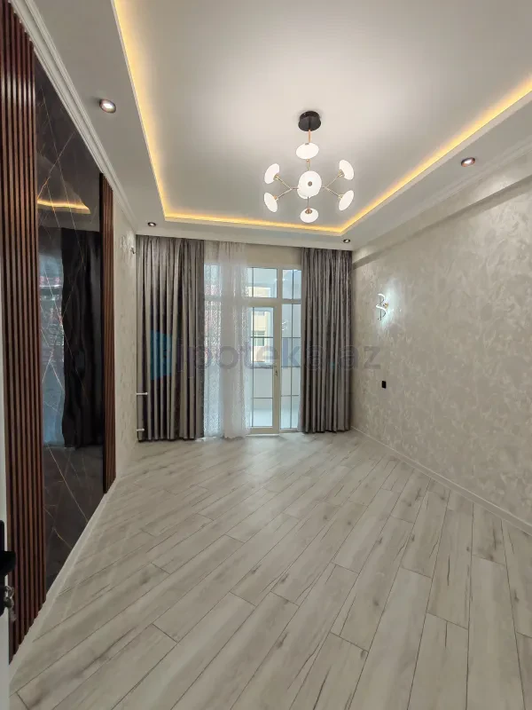 Satılır 2 otaqlı yeni tikili 60 m²