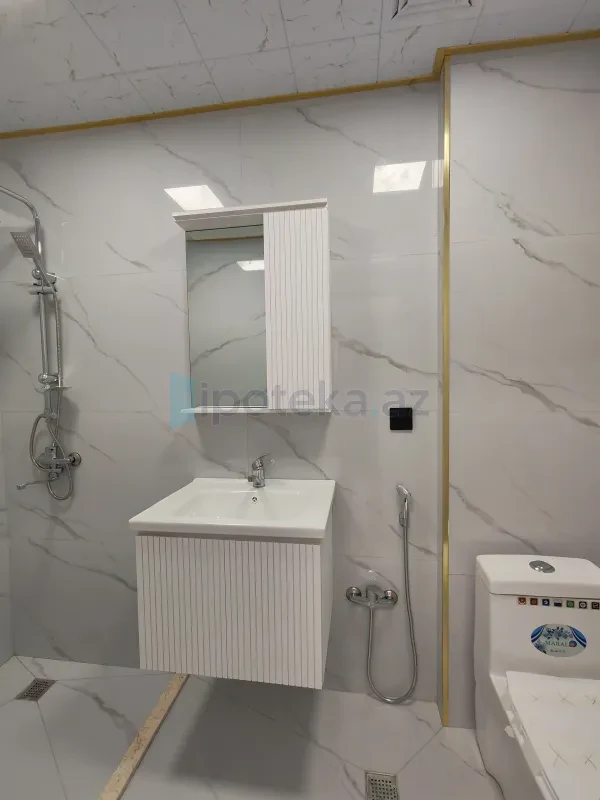 Satılır 2 otaqlı yeni tikili 60 m²