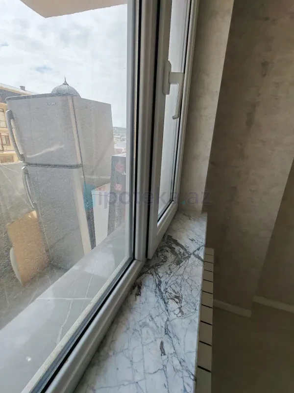 Satılır 2 otaqlı yeni tikili 65 m²
