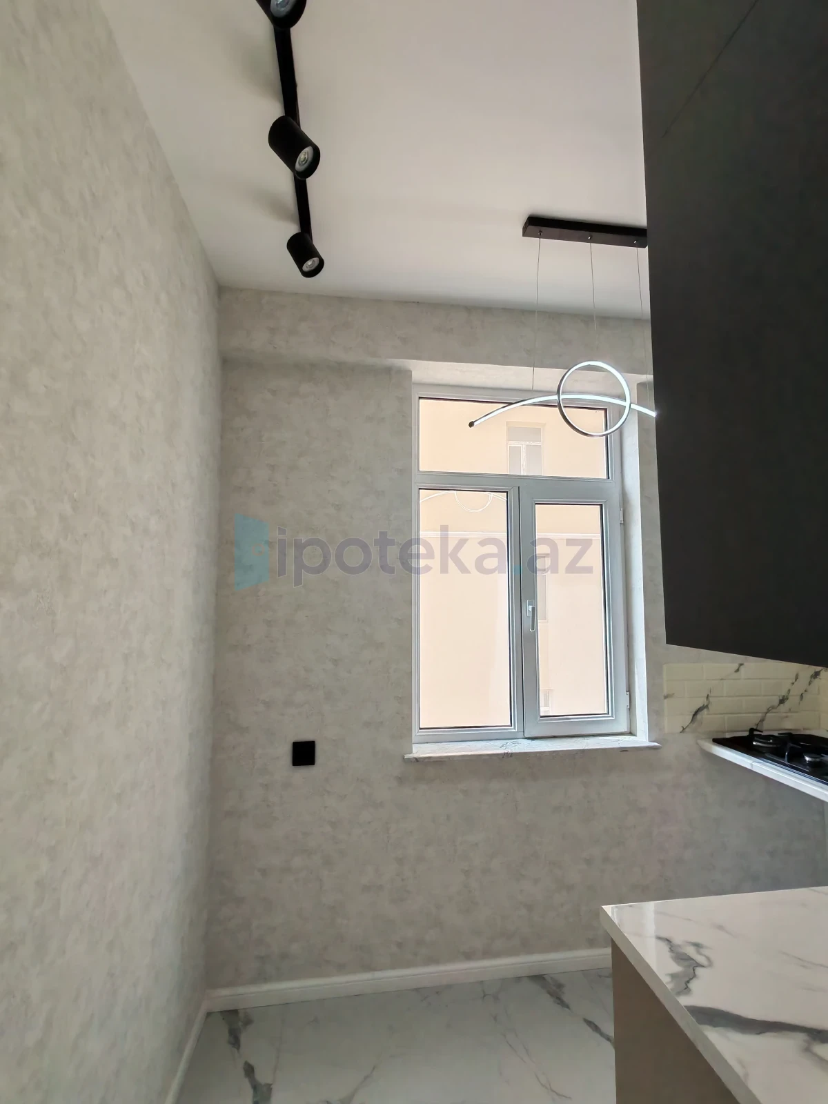 Satılır 2 otaqlı yeni tikili 65 m²