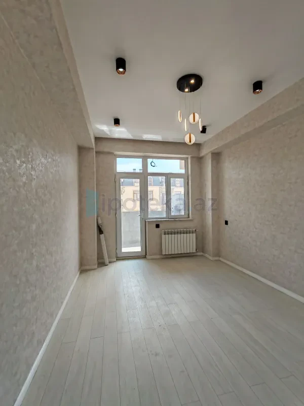 Satılır 2 otaqlı yeni tikili 65 m²