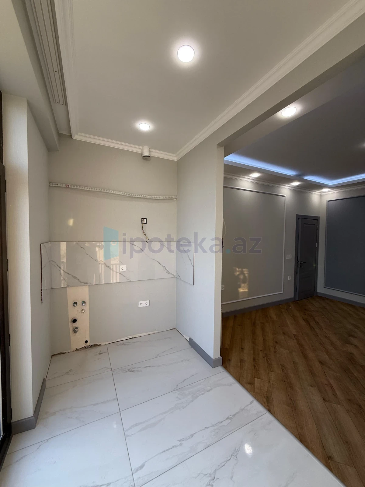 Satılır 3 otaqlı yeni tikili 95 m²