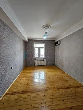 Satılır 3 otaqlı yeni tikili 80 m²