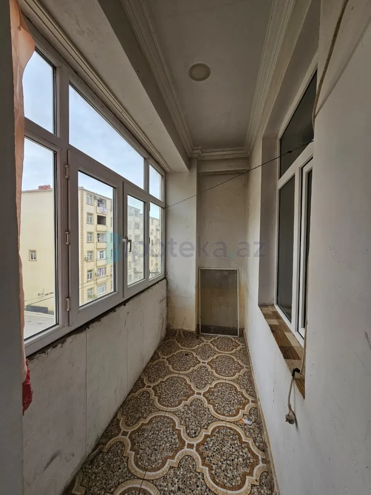 Satılır 3 otaqlı yeni tikili 80 m²