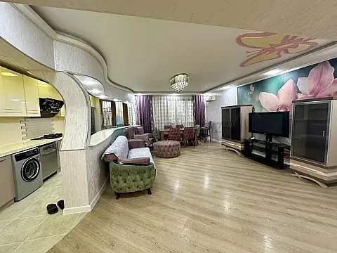 Satılır 3 otaqlı yeni tikili 135 m² — Bakı, Nərimanov 3 otaq 135.00 m²