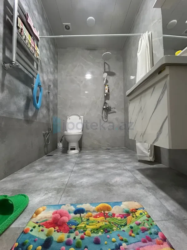Satılır 2 otaqlı yeni tikili 75 m²