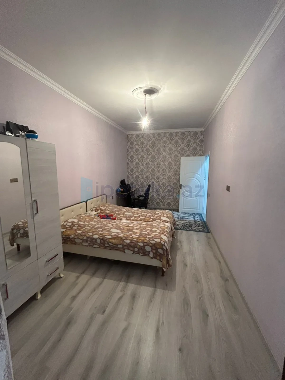 Satılır 2 otaqlı yeni tikili 75 m²