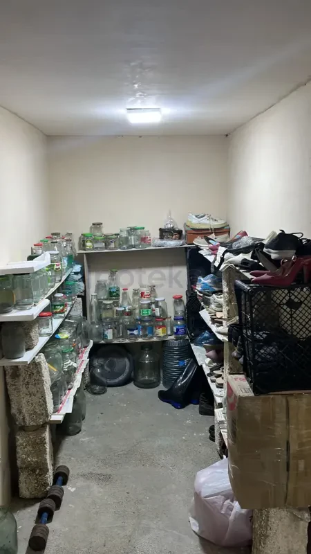 Satılır 4 otaqlı həyət evi 160 m²