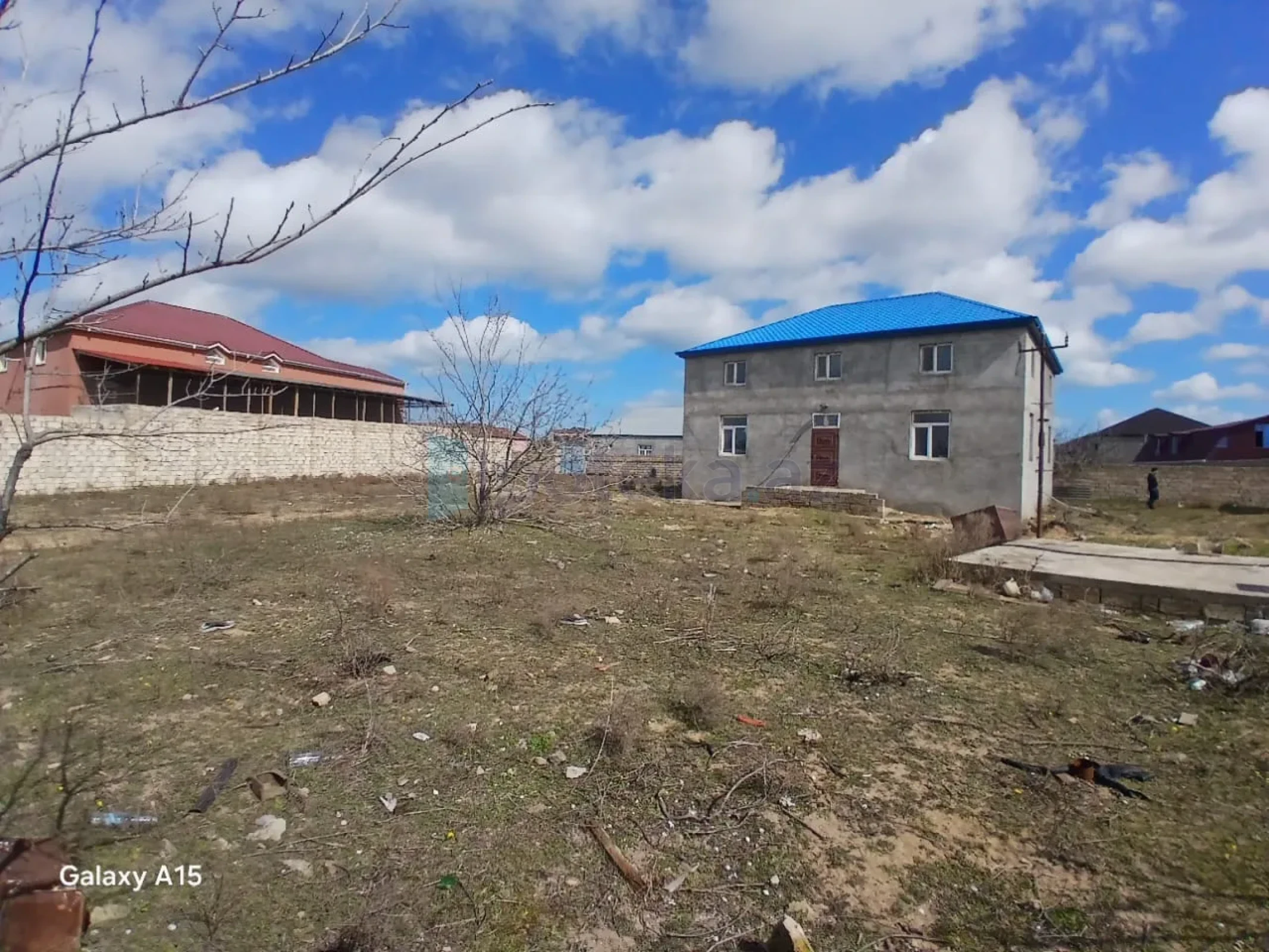 Satılır 5 otaqlı mənzil 260 m²