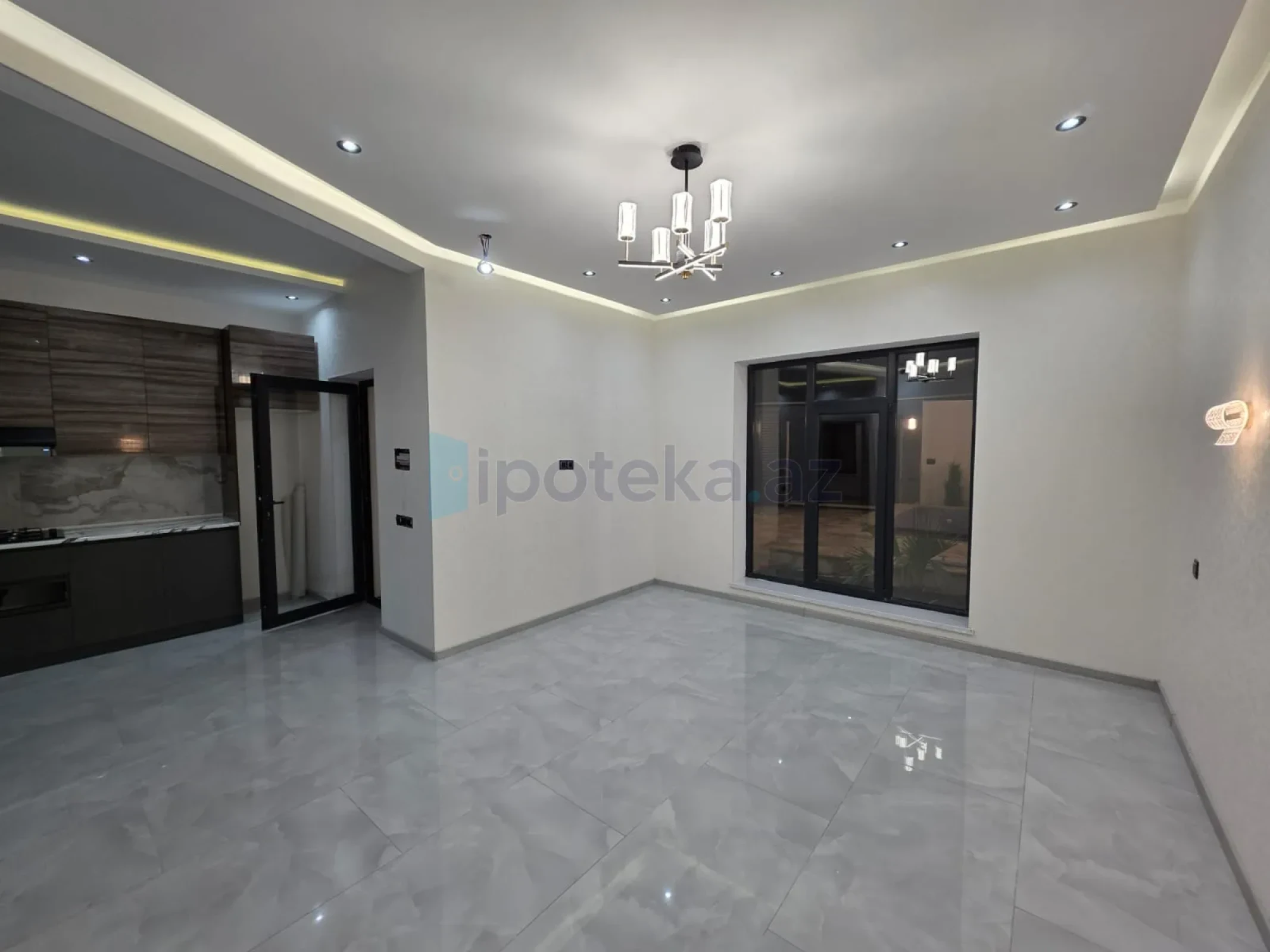 Satılır 3 otaqlı mənzil 100 m²