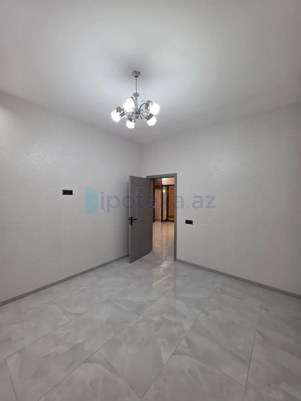 Satılır 3 otaqlı mənzil 100 m²