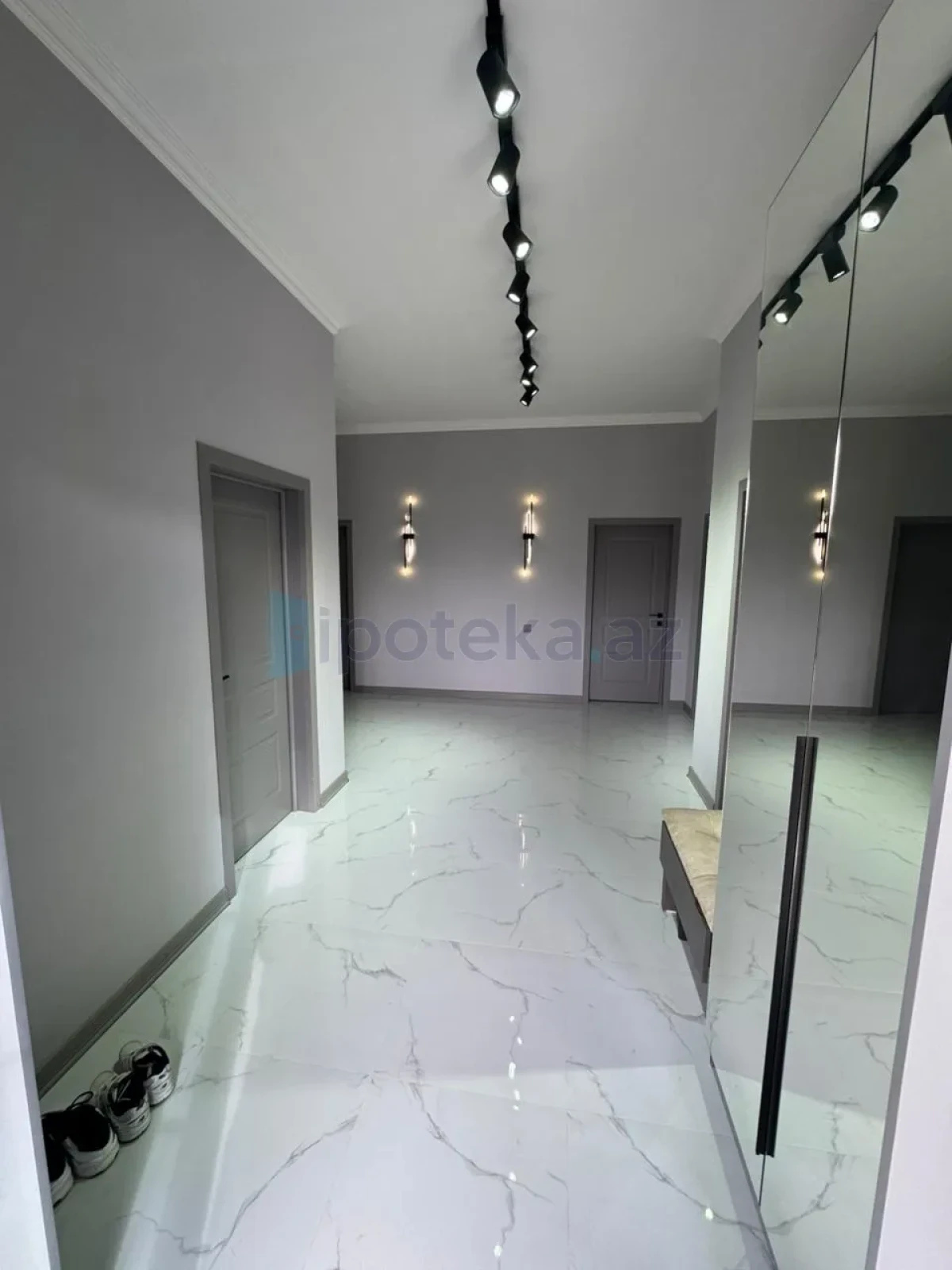 Satılır 3 otaqlı həyət evi 145 m²