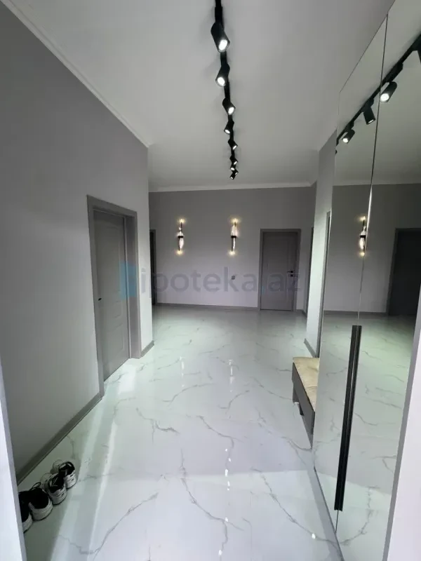 Satılır 3 otaqlı həyət evi 145 m²