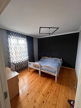 Satılır 4 otaqlı həyət evi 130 m²