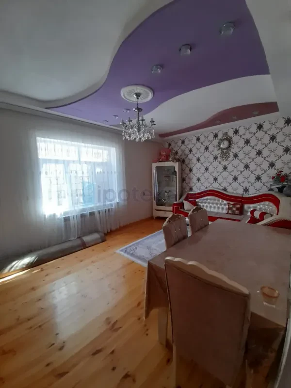 Satılır 4 otaqlı həyət evi 100 m²
