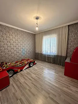 Satılır 6 otaqlı həyət evi 161 m²