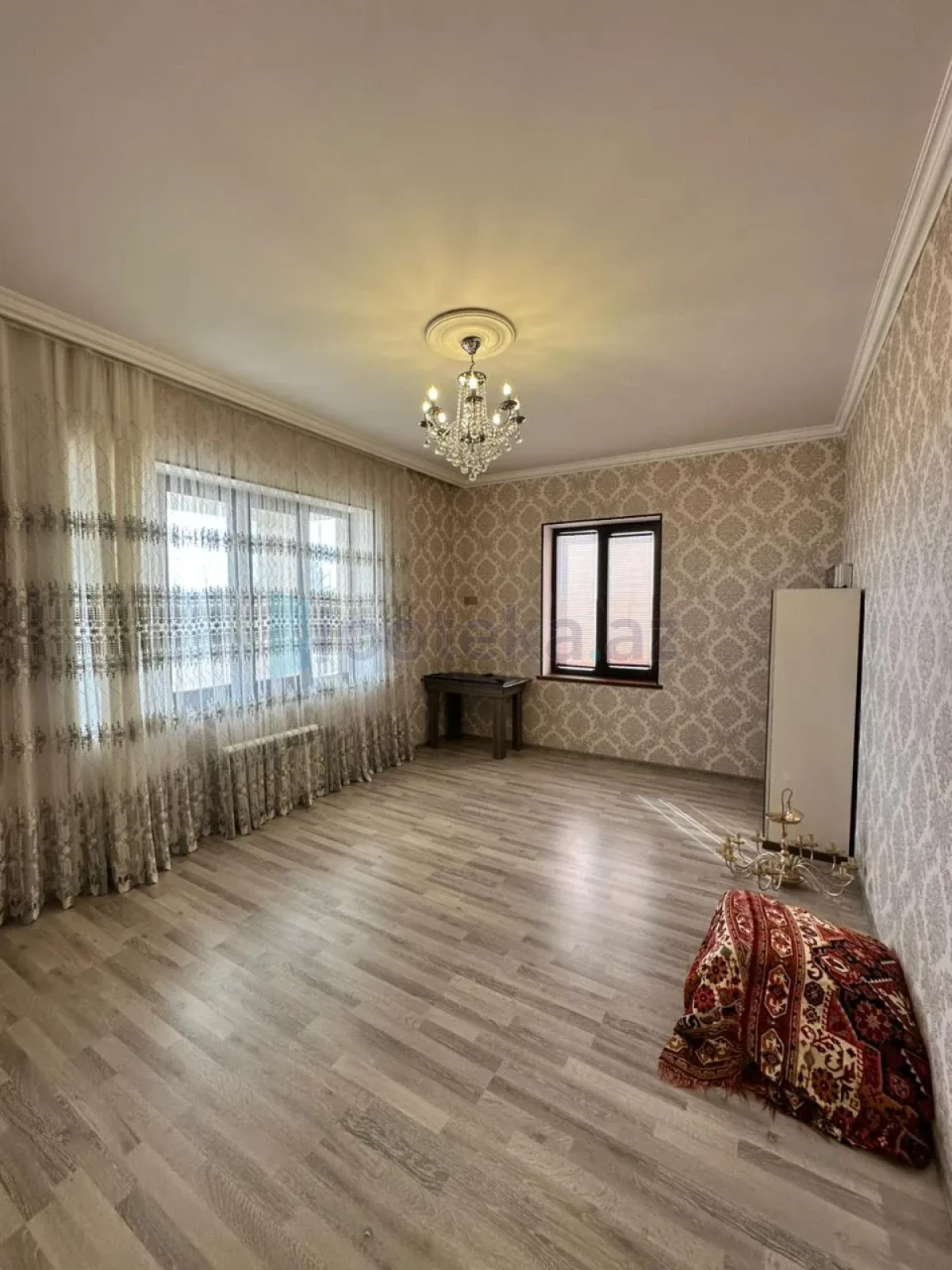 Satılır 6 otaqlı həyət evi 161 m²