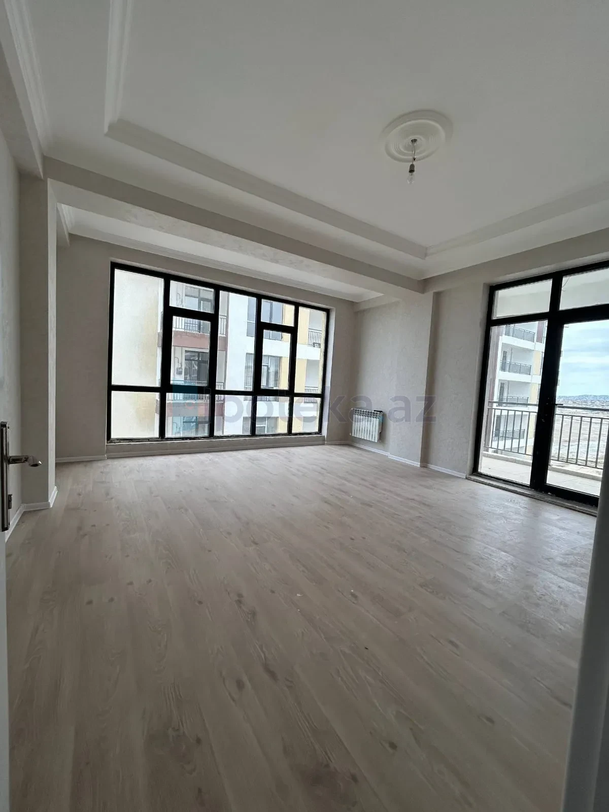 Satılır 2 otaqlı yeni tikili 95 m²