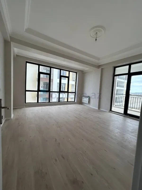 Satılır 2 otaqlı yeni tikili 95 m²