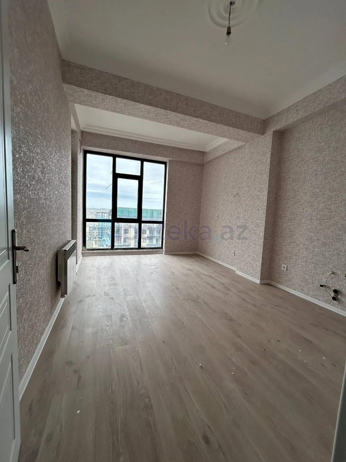 Satılır 2 otaqlı yeni tikili 95 m²