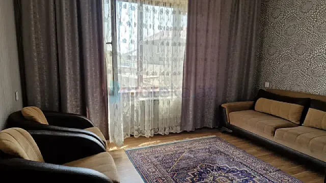 Satılır 4 otaqlı həyət evi 100 m²