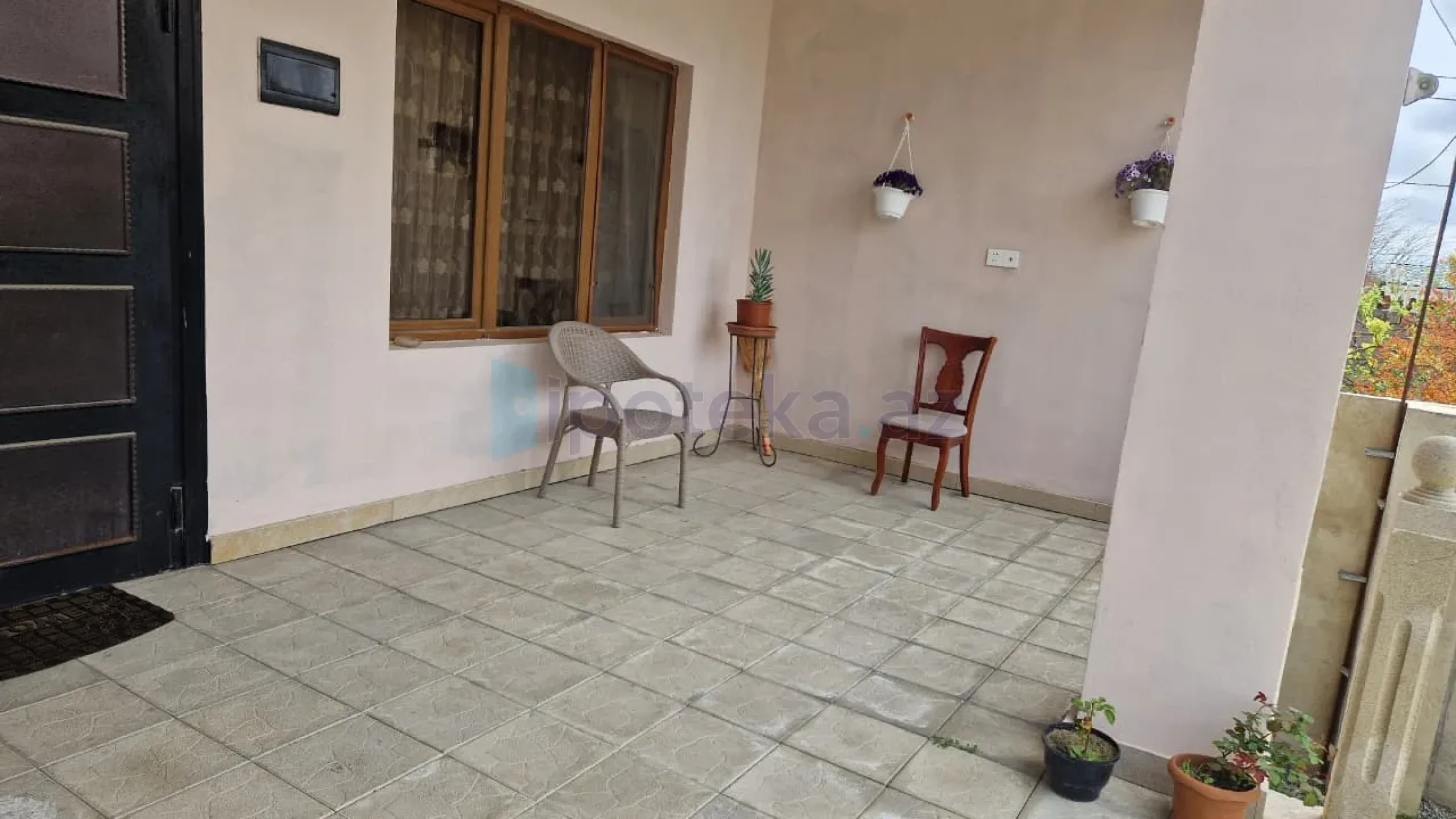 Satılır 4 otaqlı həyət evi 100 m²