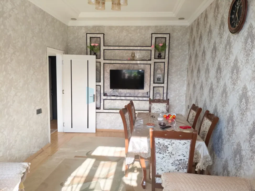Satılır 3 otaqlı həyət evi 100 m²