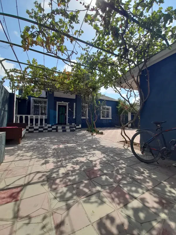 Satılır 4 otaqlı həyət evi 100 m²
