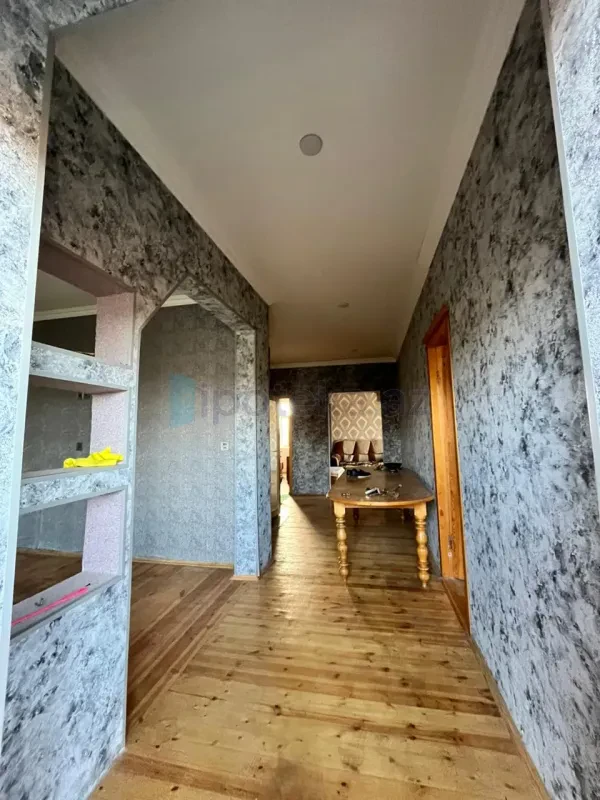 Satılır 4 otaqlı həyət evi 80 m²